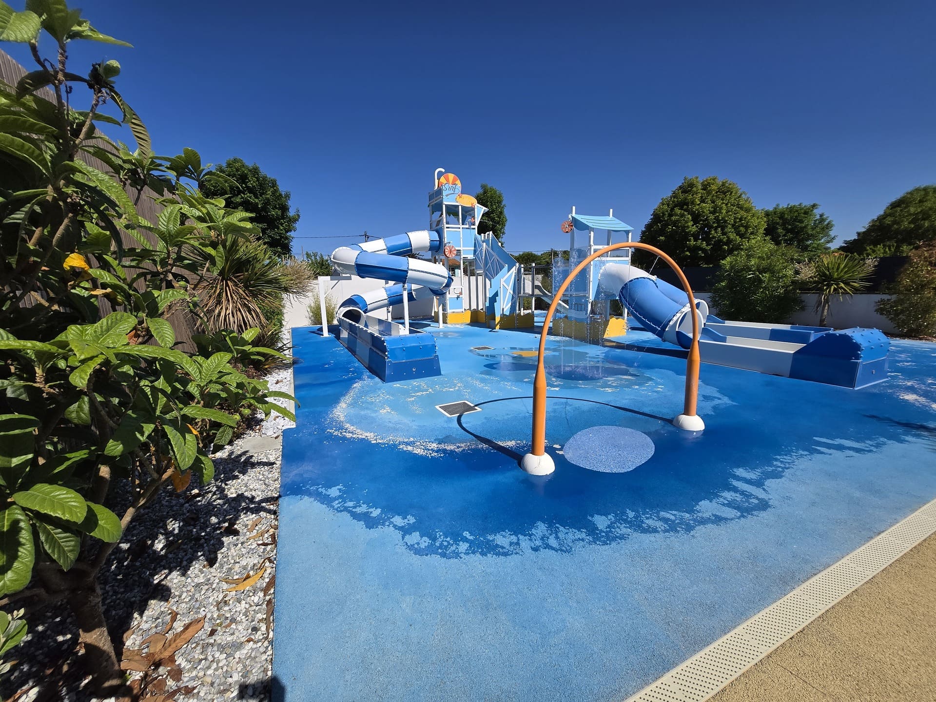 camping met glijbanen in saint palais sur mer