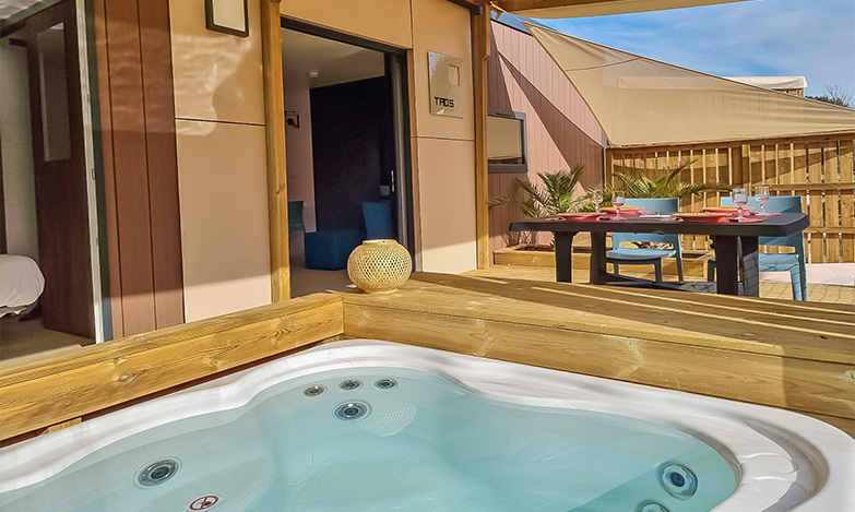 cottage cordouan spa jacuzzi